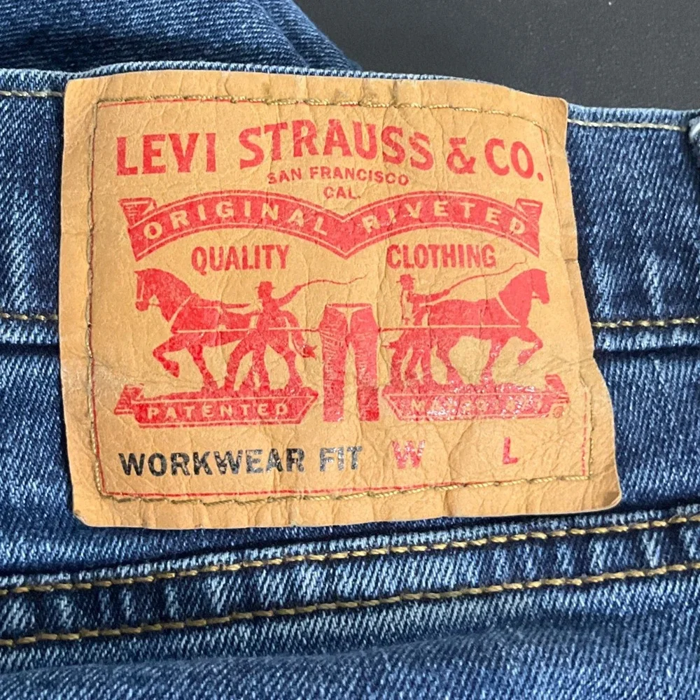 Levi's Men's Jeans Blue Wash Denim Workwear‎ Fit Casual Sz 44x31